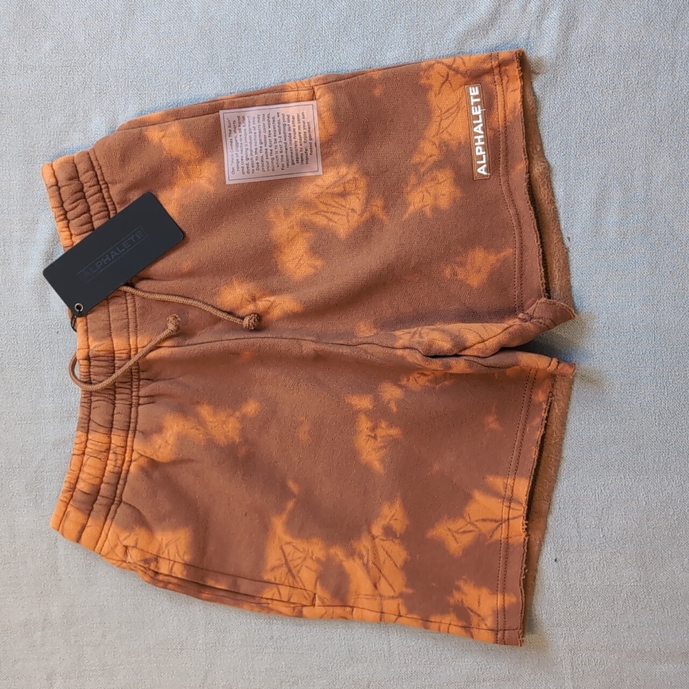 Alphalete NWT Washed Row-Cut Shorts Orange Men's S
